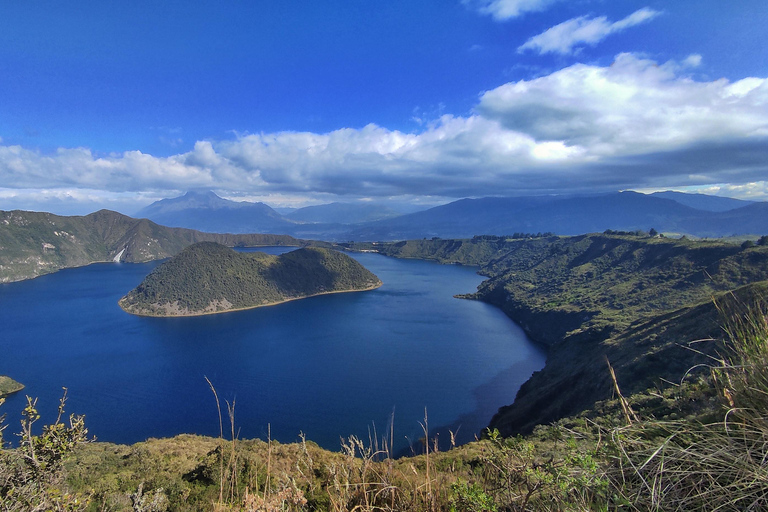 Otavalo Indigenous Market, Cuicocha, and Peguche Tour