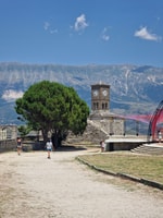 Sarande-Gjirokaster Tour,Blue Eye,Lekursi Castle - Housity