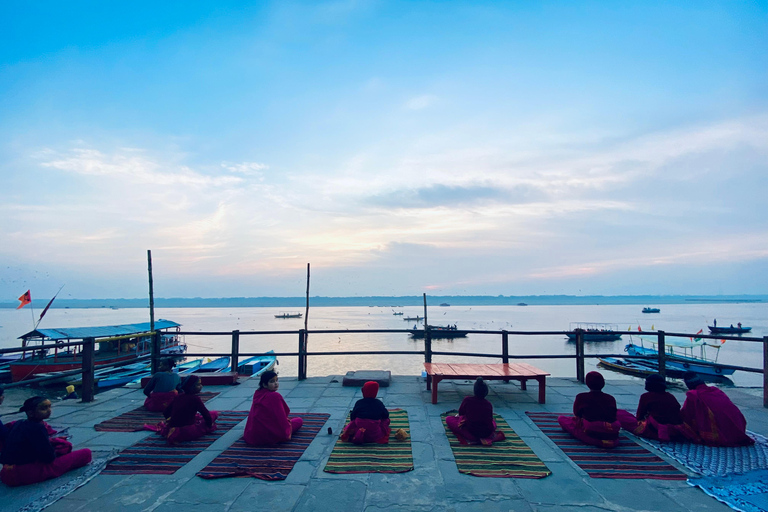 Kashi :: Heritage Walk into old city with morning boat ride