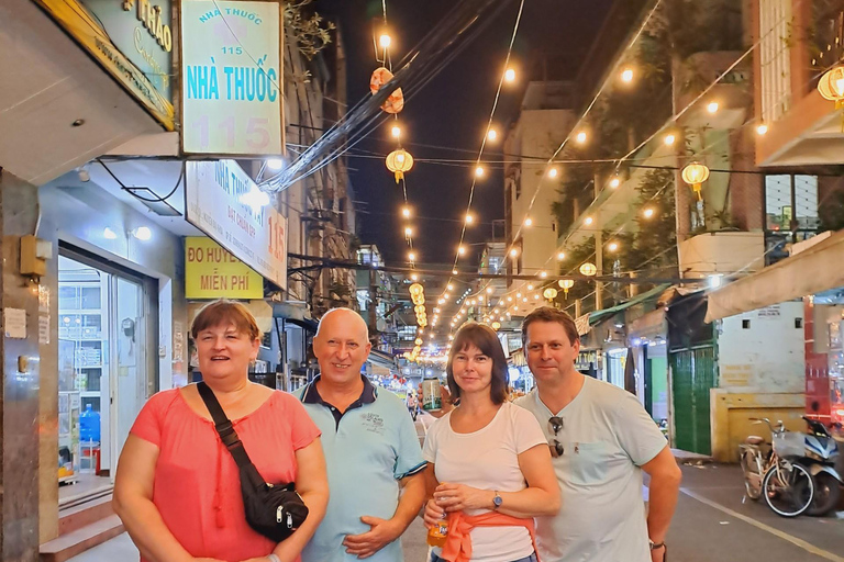 Ho Chi Minh culinaire tour per scooter met lokale gidsCulinaire tour