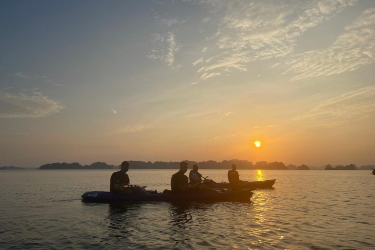 Baie d'Ha Long : croisière de 2 jours et 1 nuit