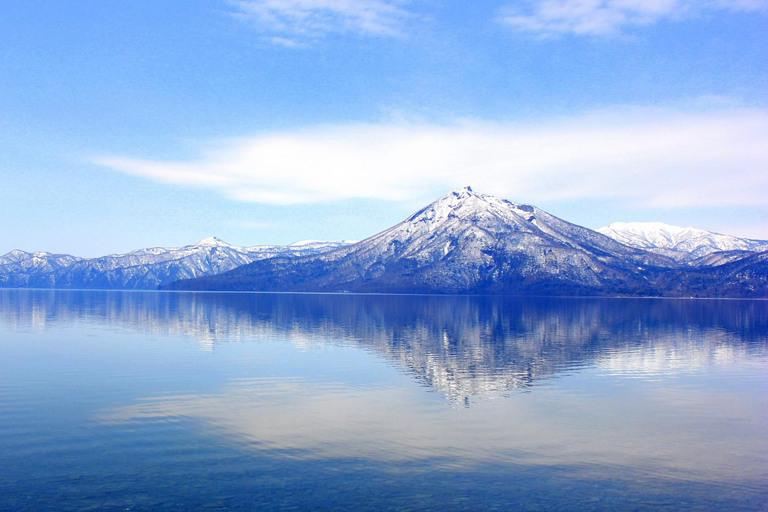 Sapporo: Noboribetsu Hell Valley, Lake Toya &amp; Shikotsu Tour8:30 Meet at Tokyo REI Hotel (without Bear Ranch Ticket)