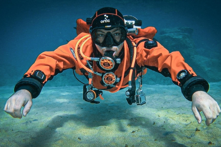 Duiken op Lanzarote - 2 begeleide duiken voor gebrevetteerde duikers