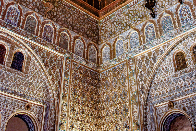 Seville: Royal Alcazar VIP Guided Tour with Exclusive Access Tour in English