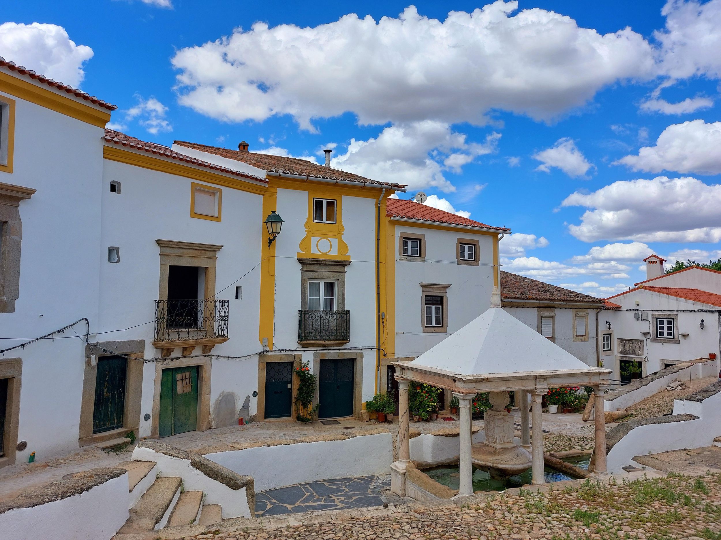 Von Évora: Castelo de Vide und die jüdische Tour der Burg von Marvão
