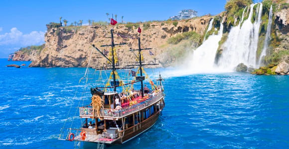 Antalya: Leisure Cruise with Drinks, Waterfall Shower & Cave