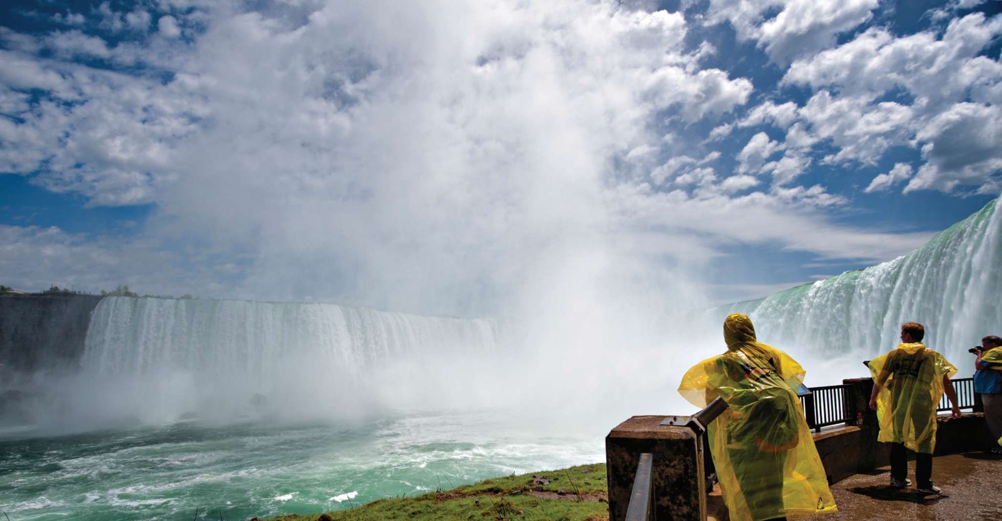 来自多伦多尼亚加拉瀑布全日巴士巡游 - Hizvo