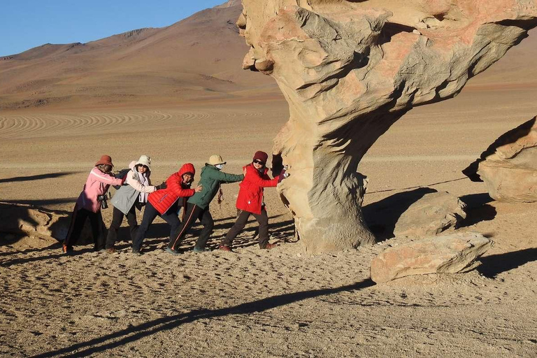 Vanuit La Paz: 4-Daagse Uyuni Zoutvlakten en Atacama Tour