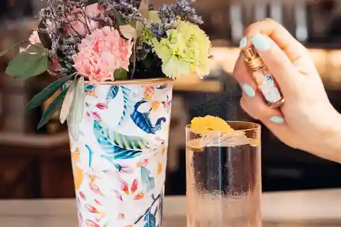 Paris: Parfym- och cocktailworkshop på Sofitel Scribe