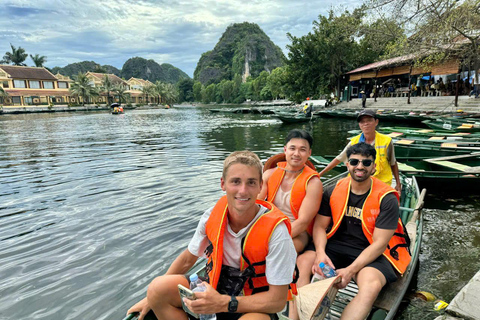 Ninh Binh: Trang An Boat, Bai Dinh, Hoa Lu & Mua Cave Sunset