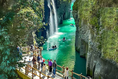 Fukuoka: Takachiho Gorge & Scenic Railway One Day Tour