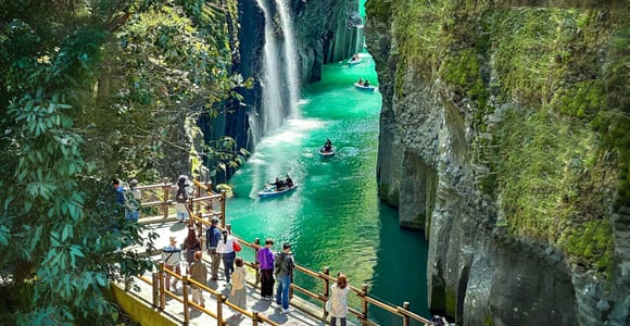 Fukuoka: Takachiho-Schlucht & Amaterasu-Bahn mit optionaler Bootsfahrt