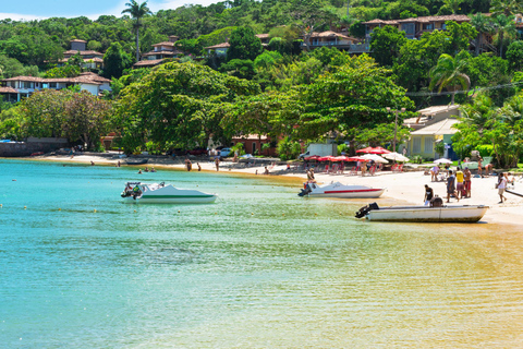 Da Rio: Tour di un giorno a Búzios con tour in catamarano e pranzo