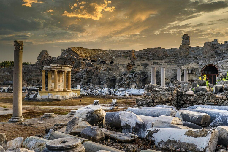 Privater Ausflug in die Antike von Antalya: Perge, Aspendos, Side