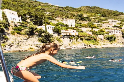 Depuis Amalfi : Tour en bateau de la côte et du fjord de Furore avec pause baignade
