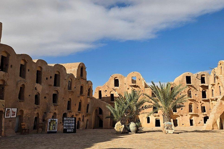 From Djerba/Zarzis: 2-Day Southern Tunisia Tour with Camp
