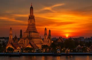 Hua Hin: Private Tagestour – Bangkoks Tempel & Fluss