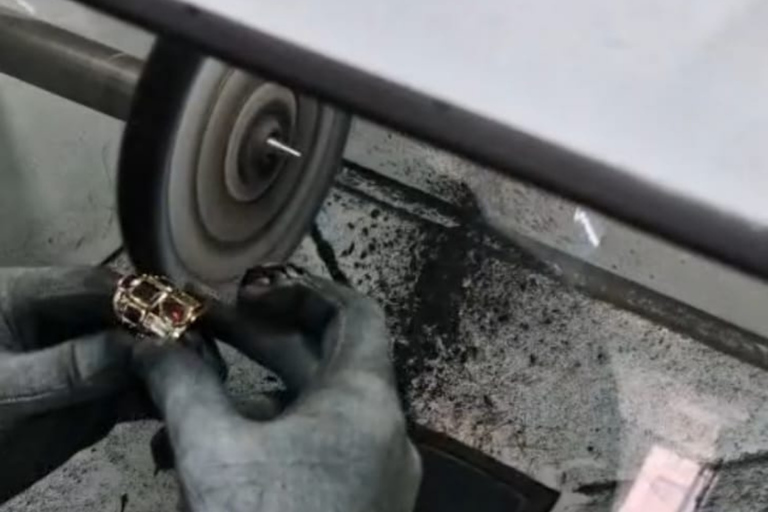 Experience Jaipur: Jewelry Making &amp; Stone Cutting with Lunch