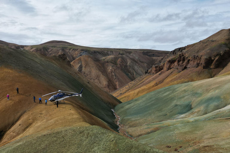 Landmannalaugar: Helicopter tour with 3 Landings