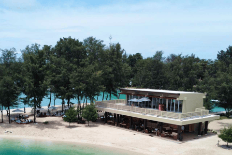 Dżakarta: prywatny rejs jachtem po 4 wyspach z nurkowaniem z rurką8-godzinna prywatna wycieczka jachtem (do 12 osób)