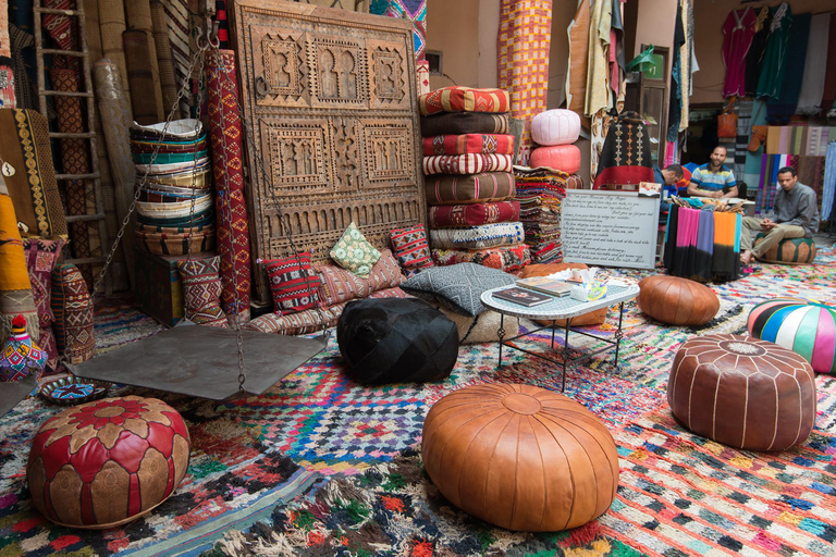 Marrakech: Historical Monuments, Souks & Medina Guided Tour Shared Group Walking Tour in English– From the Meeting Point