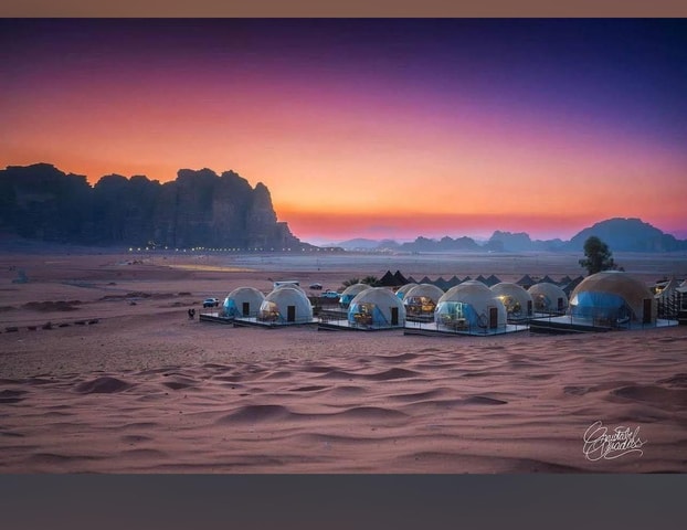 Wadi Rum: jeeptour en overnachting in een bedoeïenenkamp