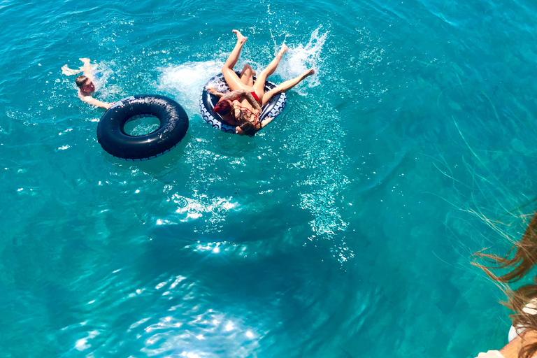 Hersonisos: Boat Cruise with Swim Stops and Lunch