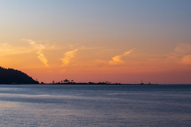 Sunset Kayak Tour: Fort Flagler, WA Sunset Kayak Tour Fort Flagler, WA