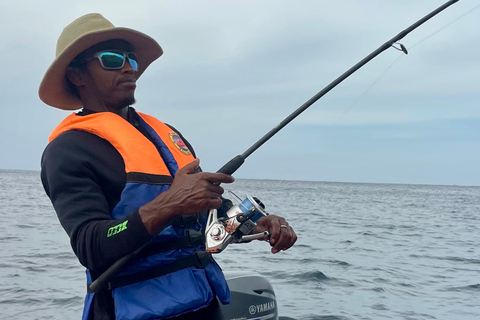 Santiago: Simple Bottom Fishing Trip with Local Fishermen