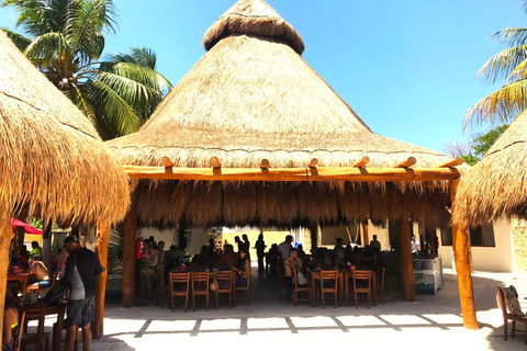 Isla Mujeres: All-Inclusive Catamaran with Open Bar, Snorkel and Lunch Jet Ski Tour to Isla Mujeres and Contoy