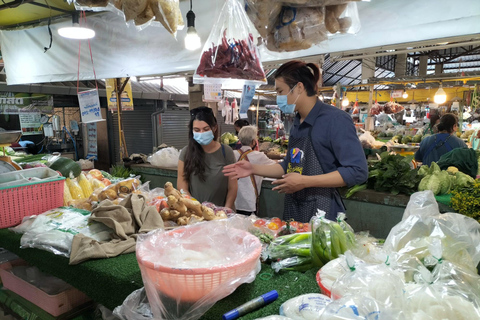 Chiang Mai: Traditionele Thaise kookles met rondleiding over de markt