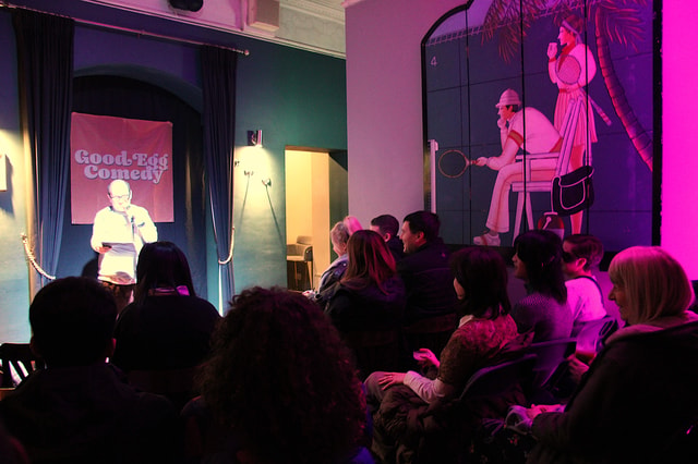 Edinburgh: Local Comedy Night in Edinburgh's Old Town