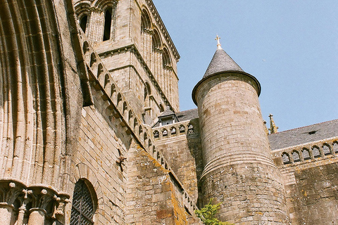 Mont Saint-Michel: Day Trip from Paris