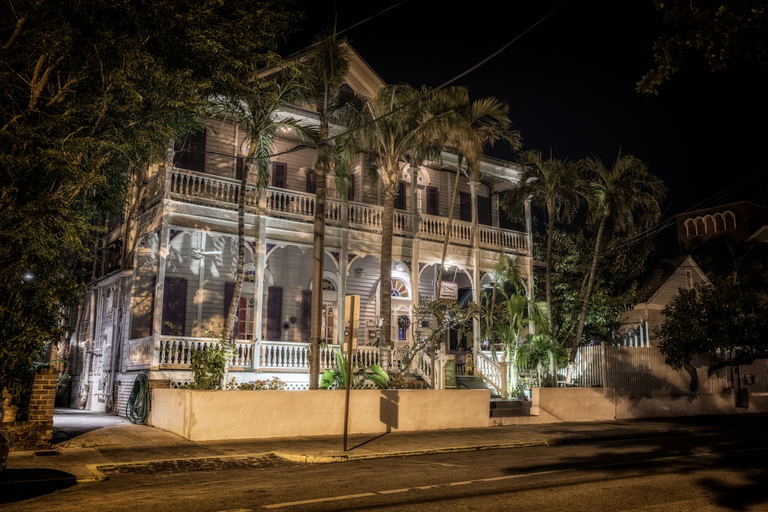 Cayo Hueso Southernmost Ghosts Tour a pie embrujadoCayo Hueso Paseo Embrujado por los Fantasmas del Sur