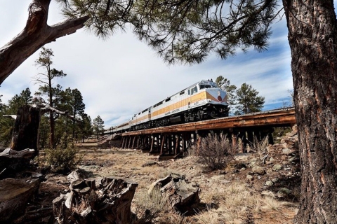 Sedona, AZ : visite guidée du Grand Canyon et chemin de fer historiqueNon remboursable : billet de première classe