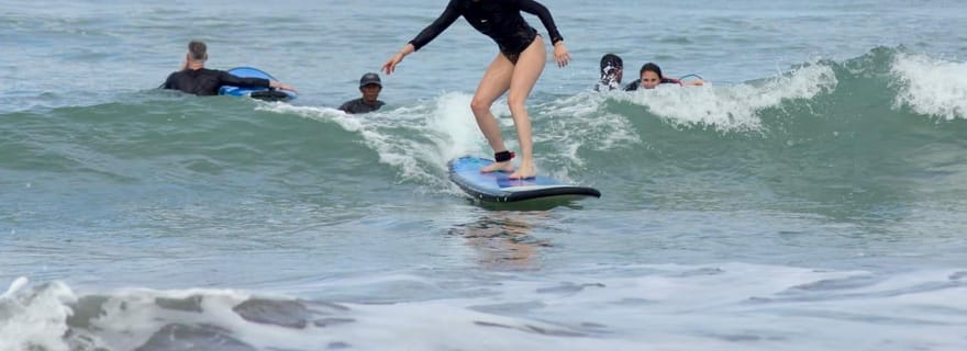 Seminyak : cours de surf pour débutants avec un instructeur professionnel