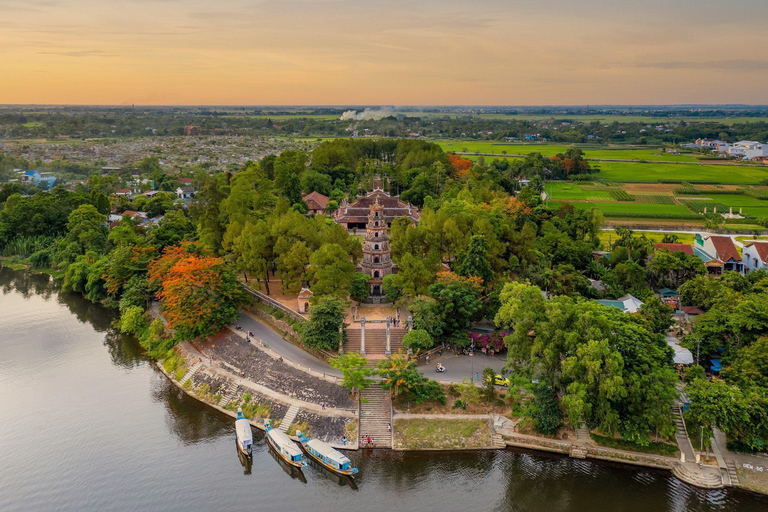 Hue : Visite à pied de la pagode Thien Mu et retour en bateau