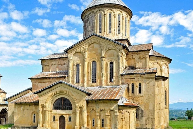 Z Batumi Kobuleti Kutaisi Klasztor Gelati i BagratiZ Batumi/Kobuleti: Kutaisi, klasztor Gelati i Bagrati