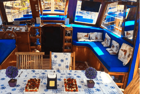 Bodrum: tour privato in barca con snorkeling e pranzo