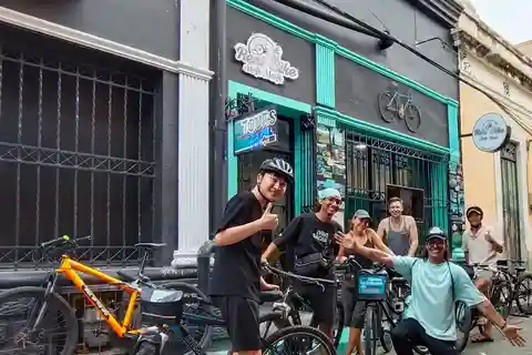 Santa Marta: Bike tour with local guide through the historic center
