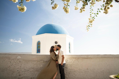 The Art of Santorini Light in Oia by Rey 1 HOUR FAMILY OIA