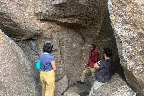Maputo: Mkhuzweni Rock Art Site Day Tour