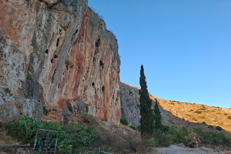 Lachen met Nafplio in de natuurGrieks: lachen met Nafplio in de natuur