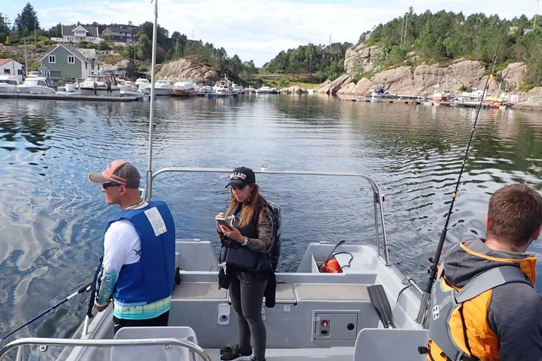 Bergen: Geführte Angeltour mit Outdoor-Kochen