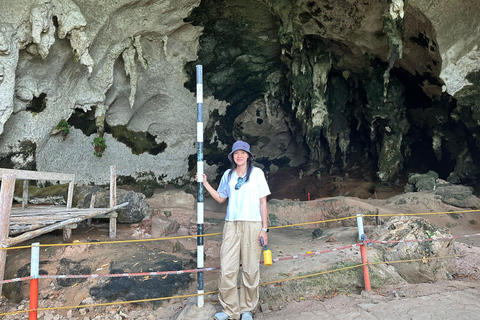 Depuis Puerto Princesa : Visite de la grotte de Tabon avec déjeunerAccès au musée avec déjeuner