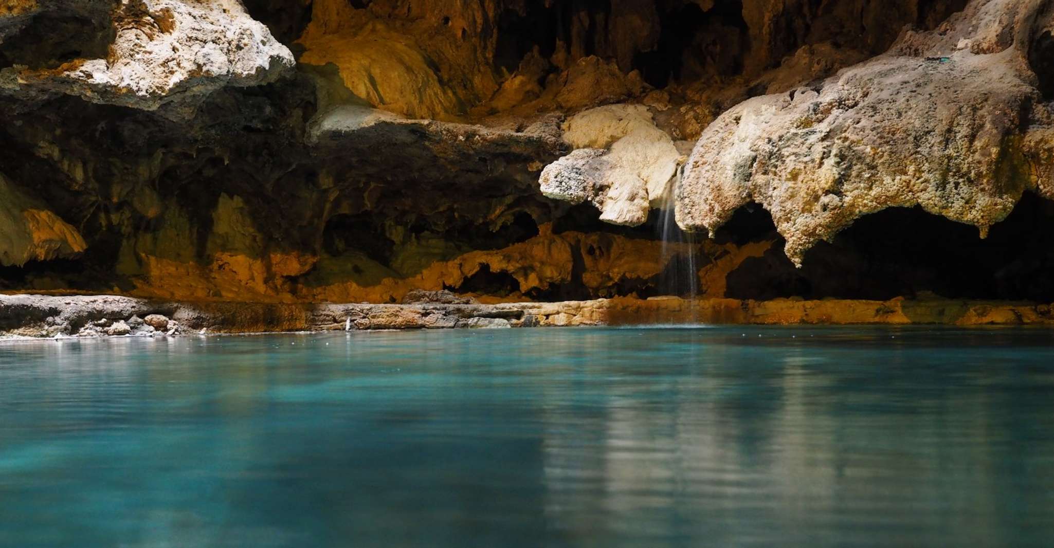 Banff, Historic Cave & Basin Self-Guided Walking Audio Tour - Housity