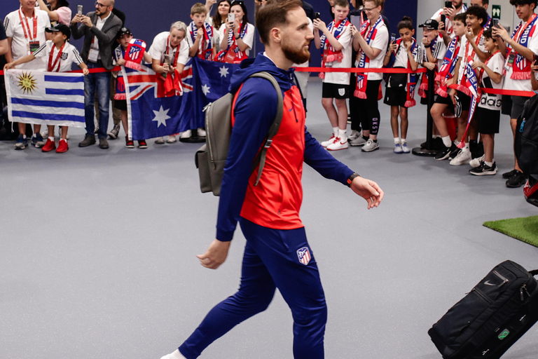 Atletico de Madrid: Team Arrival + Match Ticket