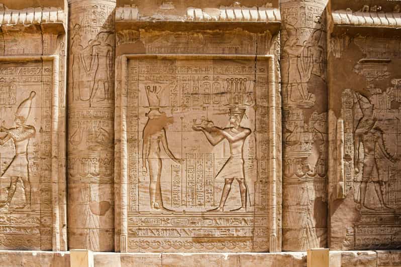 Asuán: Chrámy Edfu a Kom Ombo autem