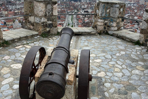 رحلة نهارية إلى كوسوفو: استكشف بريشتينا وبريزرن من تيرانا