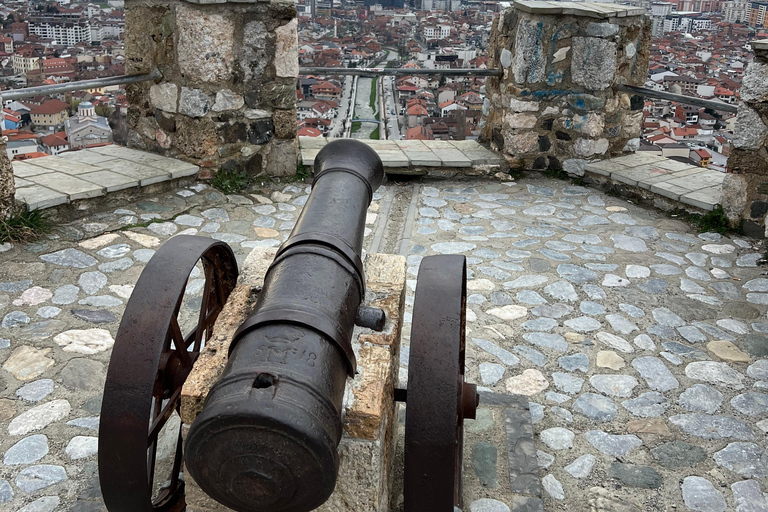 رحلة نهارية إلى كوسوفو: استكشف بريشتينا وبريزرن من تيرانا